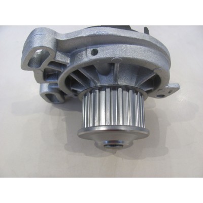 Водяной насос Volkswagen T4 2.4D 1990-1994 INA 538 0067 10