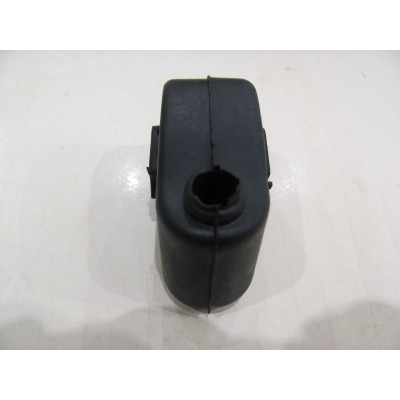 Кронштейн глушителя VW T4 FISCHER 113-962