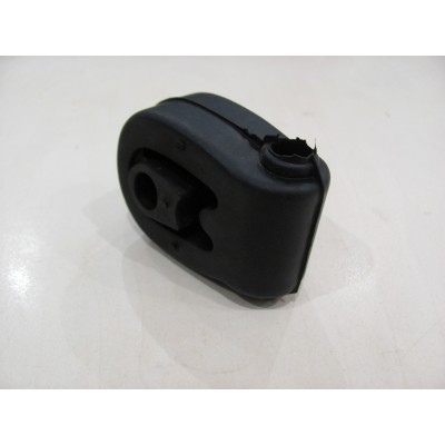 Кронштейн глушителя VW T4 FISCHER 113-962