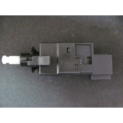 Датчик стоп-сигнала MB Sprinter/Vito W638/W639 FEBI 36745