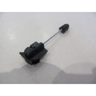 Трос замка передней двери VW T5 (03-) (к наружной) VAG 7H0837732